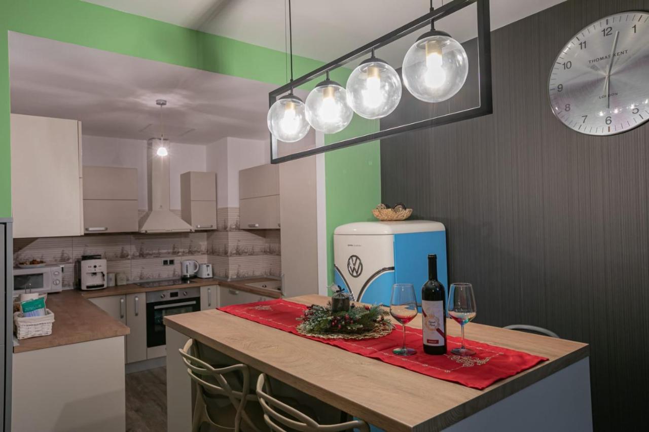 Anastasia Mountain Apartment - Poiana براشوف المظهر الخارجي الصورة